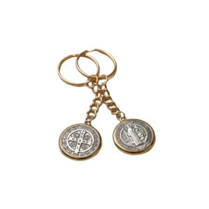 Llavero de San Benito borde dorado 5cm aprox